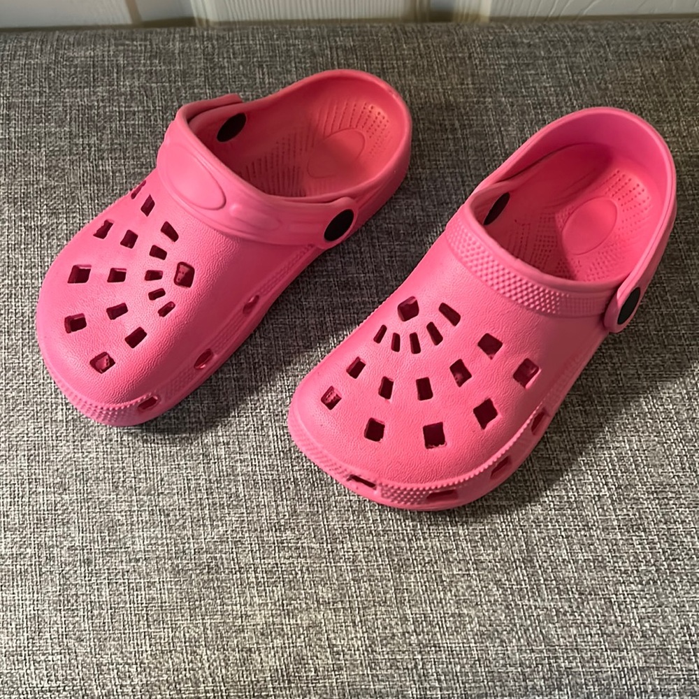 Toddler Pink Clog Shoes Size 9/10